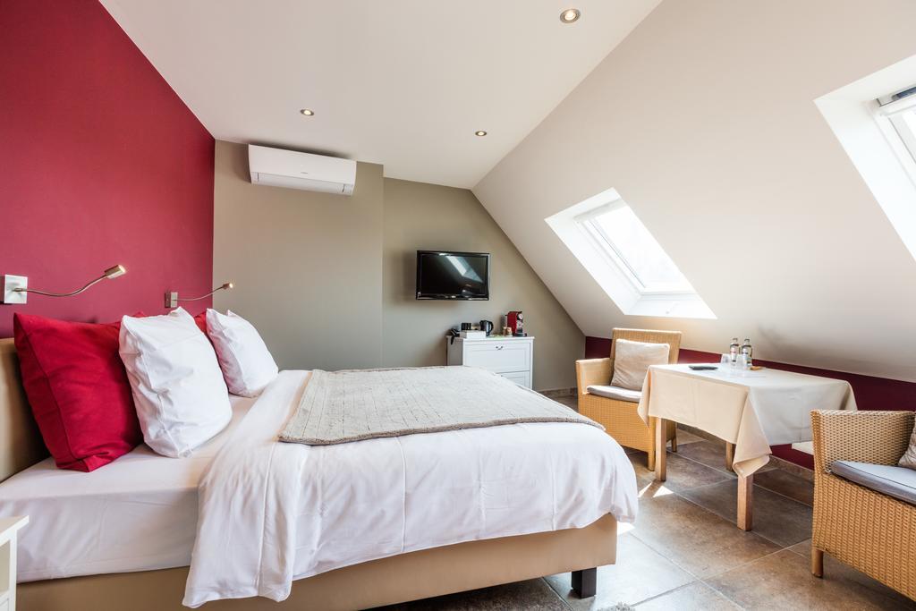 פופרינגה Guesthouse Amfora מראה חיצוני תמונה